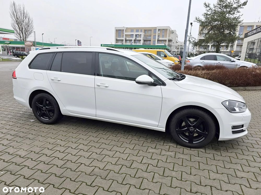 Volkswagen Golf Variant 2.0 TDI (BlueMotion Technology) Highline - 3