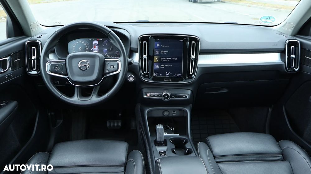 Volvo XC 40 D4 AWD Geartronic Momentum - 8