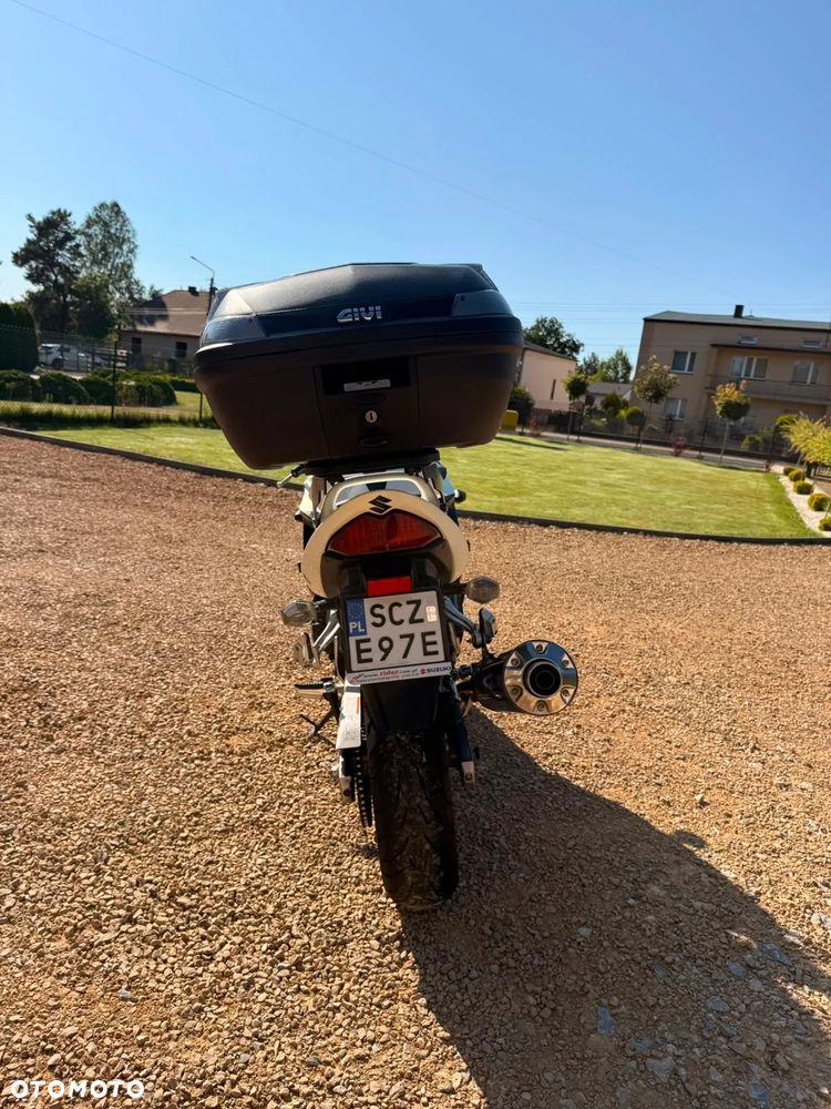 Suzuki GSX - 7