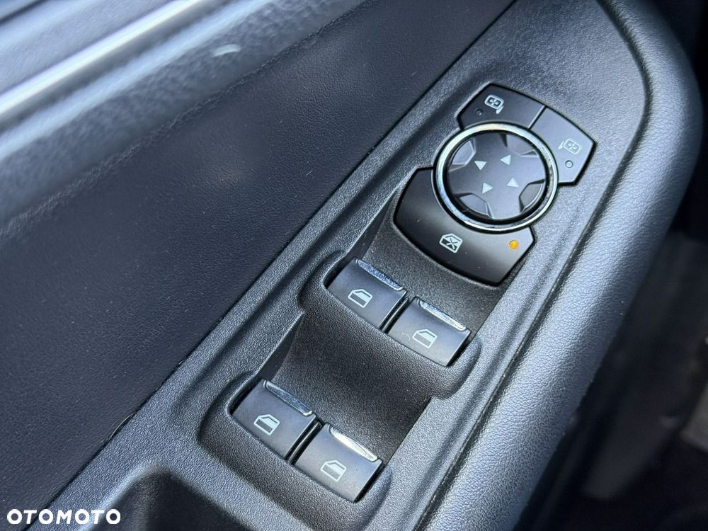 Ford Edge - 18