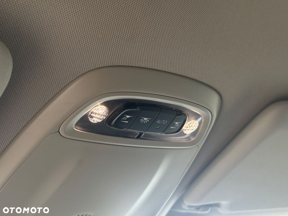 Volvo V40 D2 You - 21