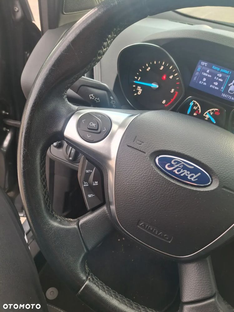 Ford Kuga 2.0 TDCi Titanium - 25