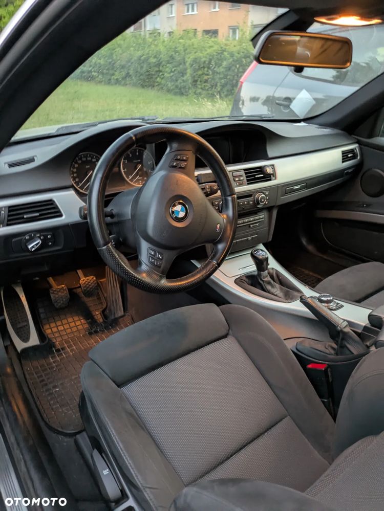 BMW Seria 3 - 17