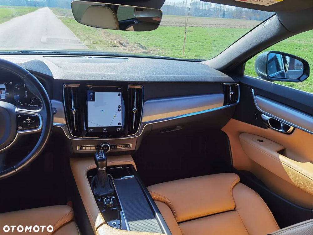 Volvo V90 D3 AWD Momentum - 8