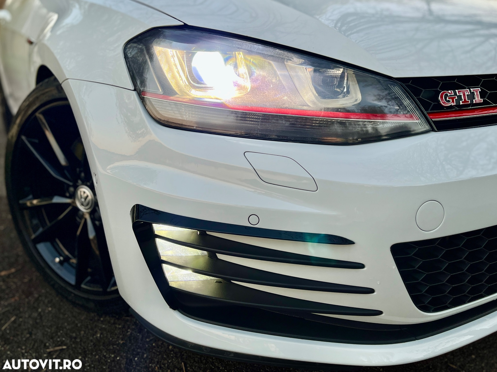 Volkswagen Golf 2.0 TSI BMT DSG GTI Performance - 14