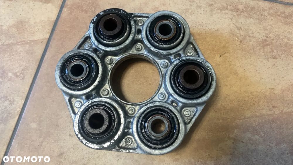 ŁĄCZNIK WAŁU PRZEGUB BMW F30 F31 F10 F11 7605629 - 2