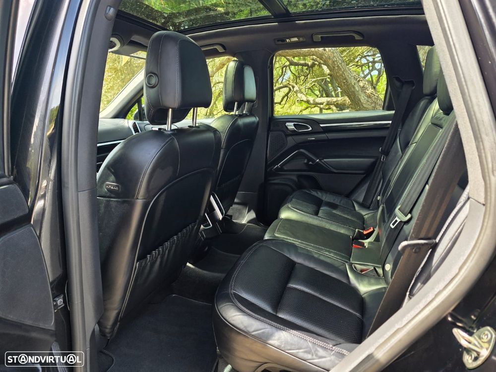 Porsche Cayenne S E-Hybrid - 14