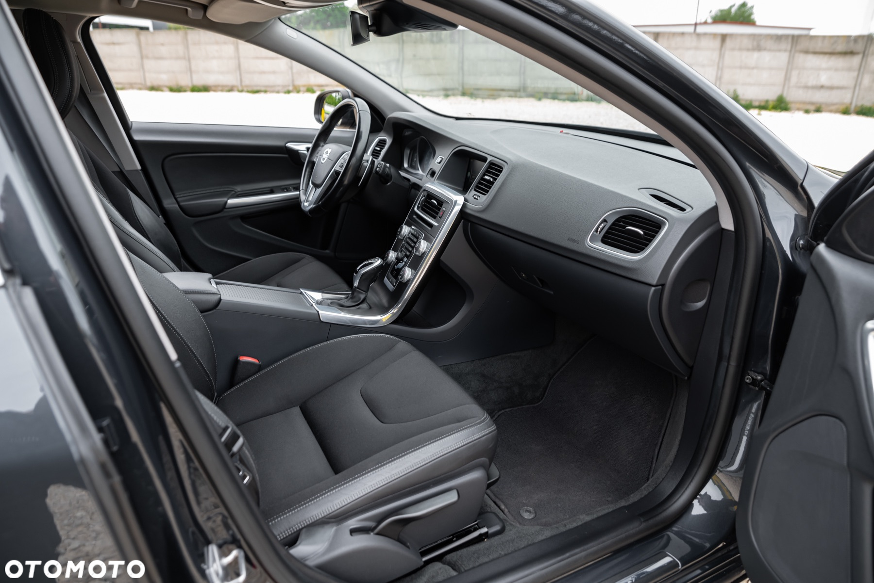 Volvo V60 D4 Geartronic Summum - 23