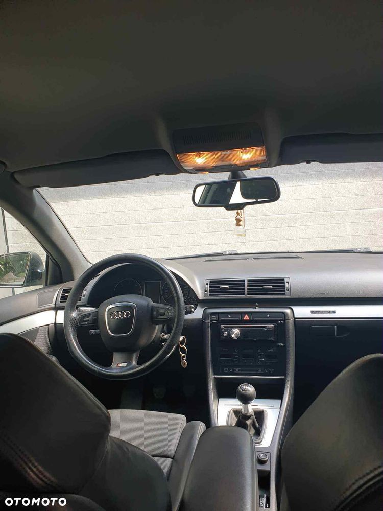 Audi A4 Avant 2.0 TDI DPF quattro - 2