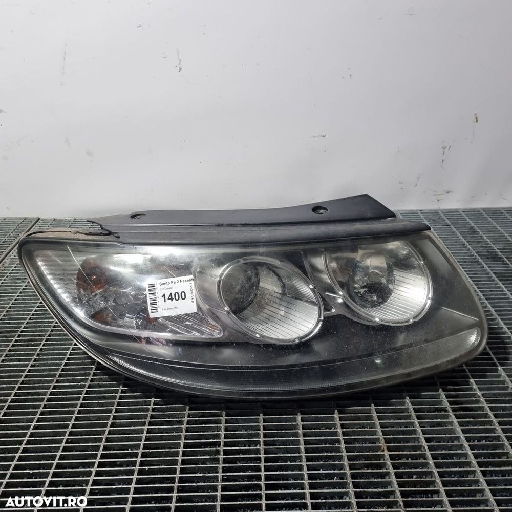 Far Dreapta Hyundai Santa Fe 2 Facelift 2009 - 2012 SUV 4 Usi (1400) Cu lupă - 1