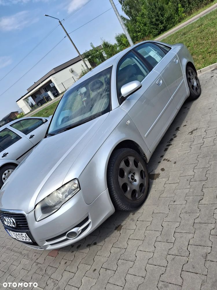 Audi A4 Limousine 2 - 5