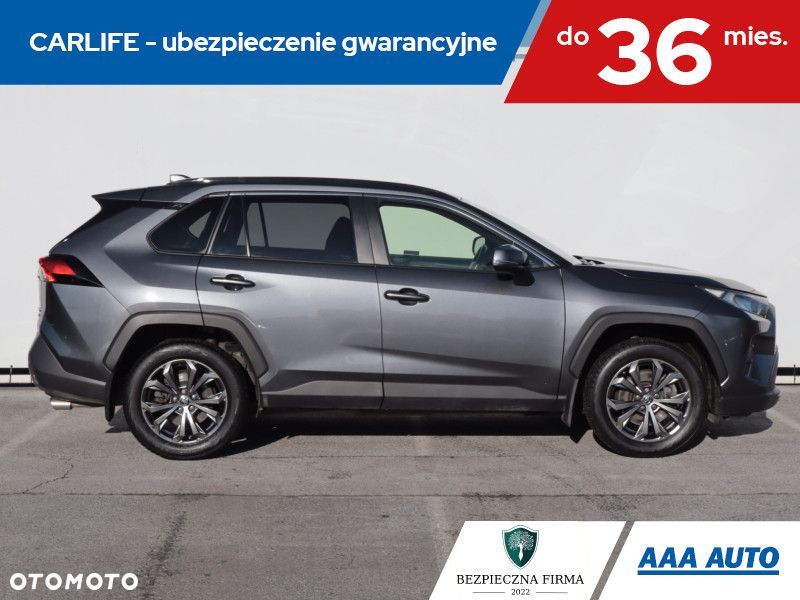 Toyota RAV4 - 8