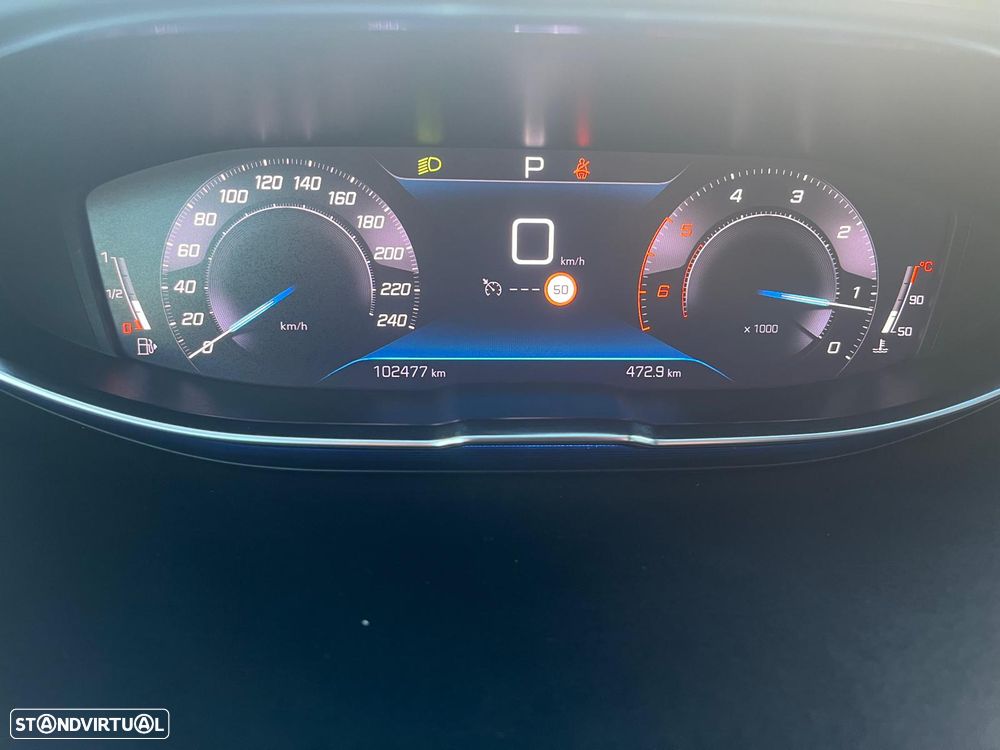 Peugeot 5008 BlueHDI 130 EAT8 Allure - 21