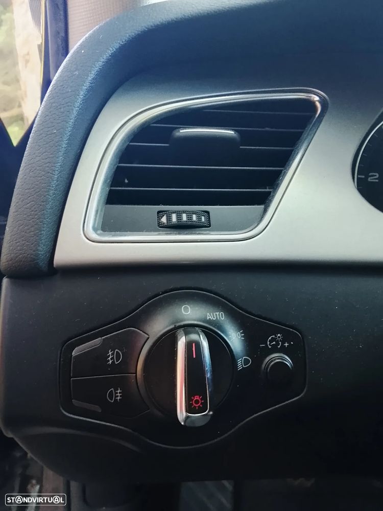 Audi A4 Avant 2.0 TDi Advance - 15