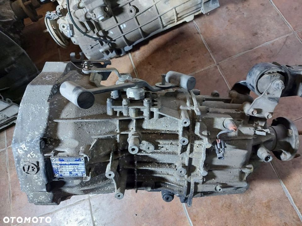 Skrzynia biegów, 6 biegów, 2,5L, Maxity Cabstar - 1