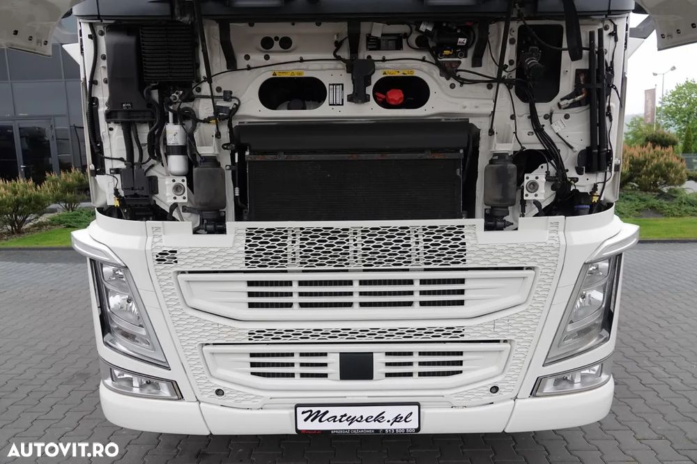 Volvo FH 540 / HIDRAULICĂ DUBLĂ / CABĂ JOSĂ / 100% PNEURI / CONTRACTUL DE SERVICE POSTĂ - 35