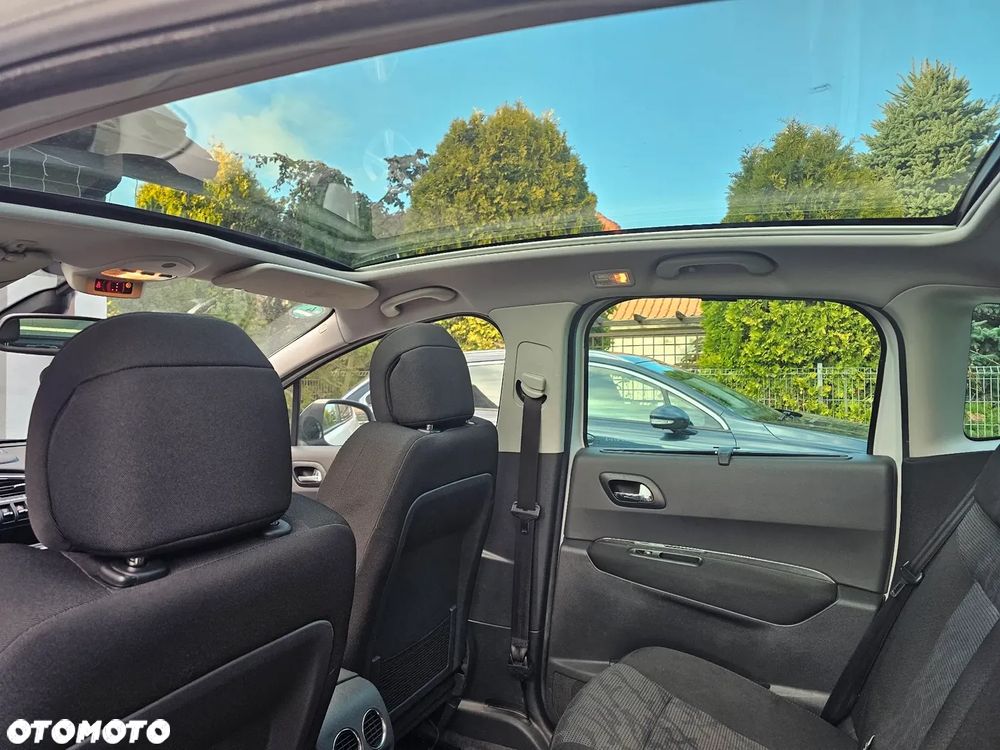 Peugeot 3008 155 THP Allure - 17