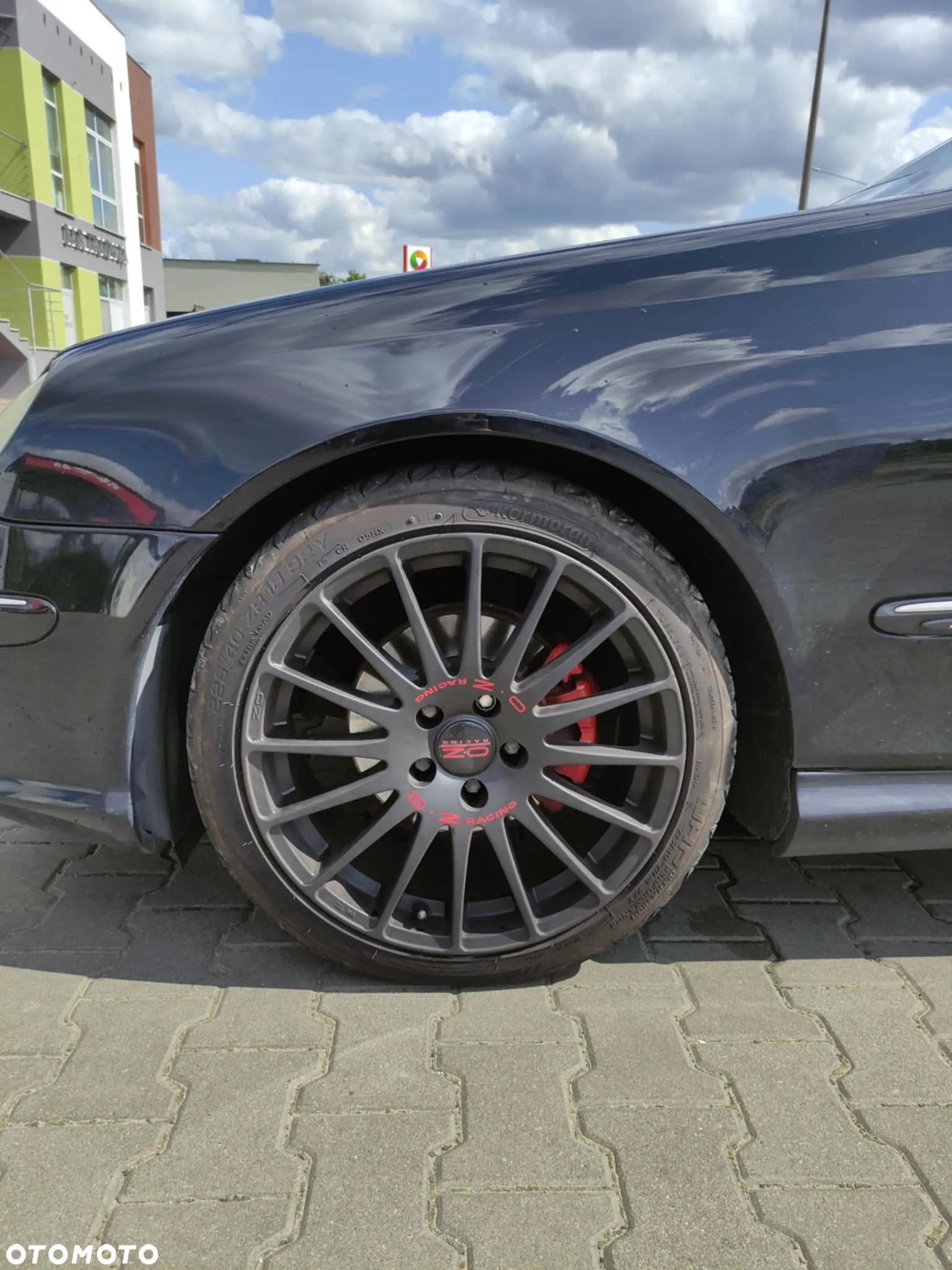 Mercedes-Benz CLK - 11