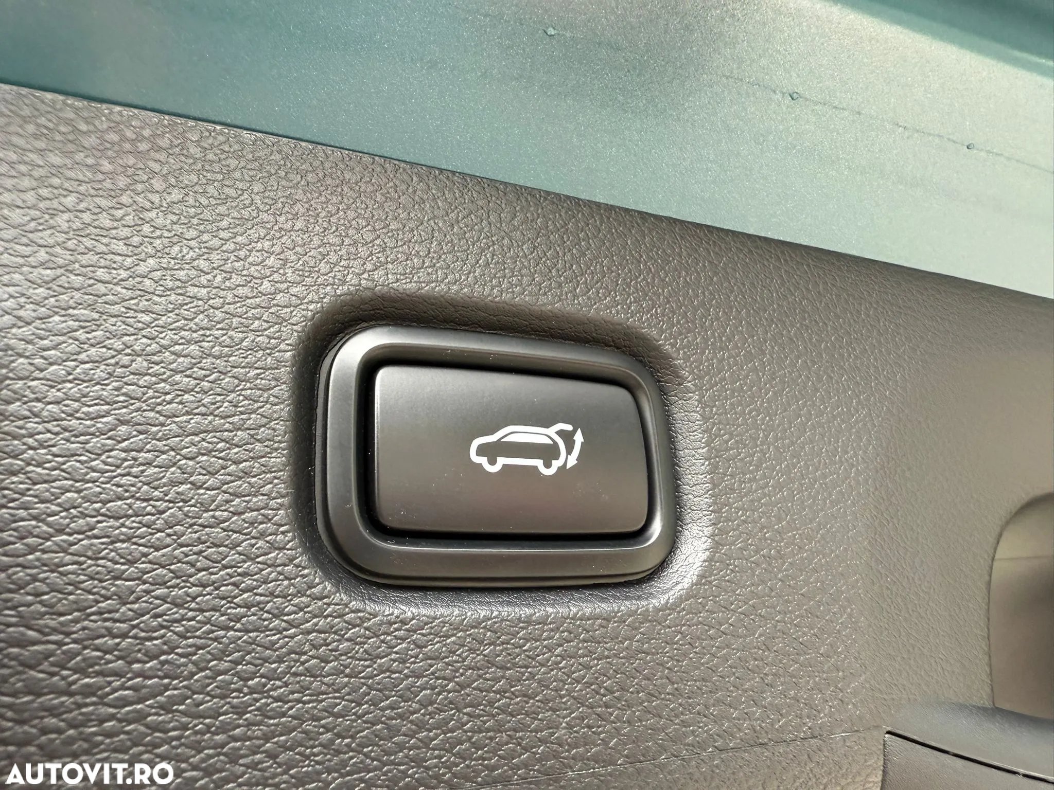 Kia Sportage 1.6 T-GDI HEV 6AT 4x2 Business Line - 12