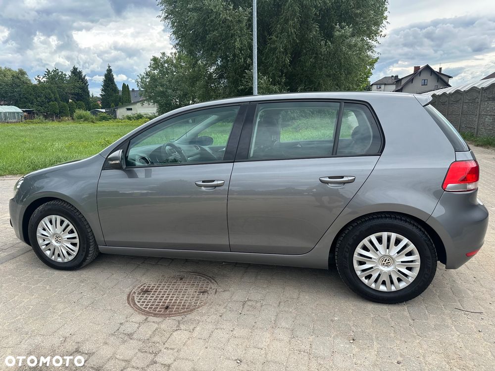 Volkswagen Golf - 18