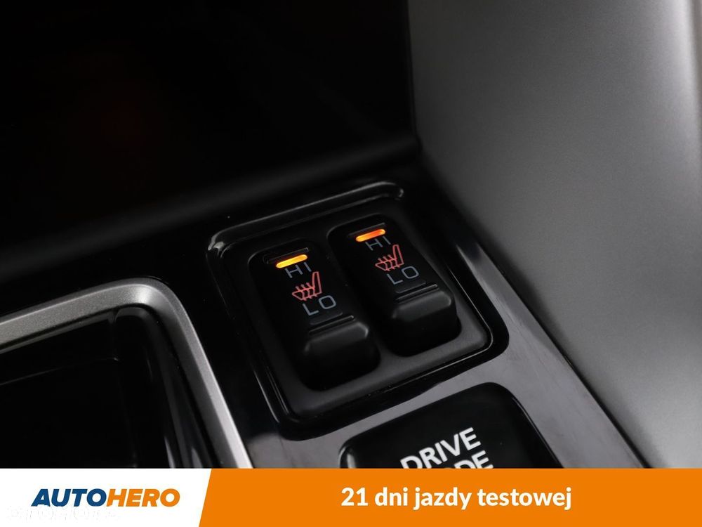 Mitsubishi Eclipse Cross - 25