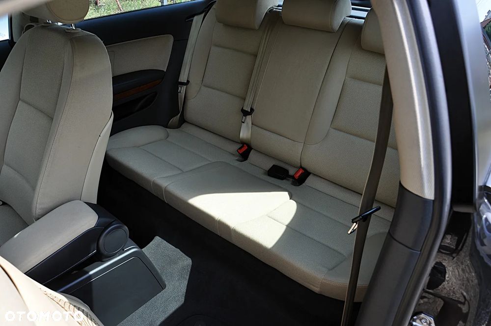Audi A3 3-drzwiowe 1.6 Attraction - 25