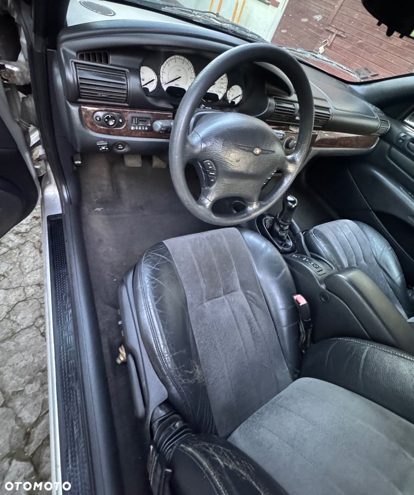 Chrysler Sebring 2.0 LX - 6