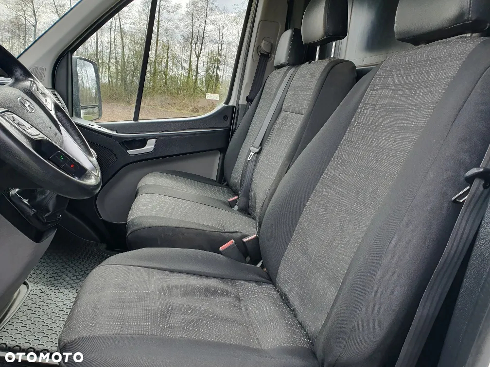Hyundai h350 - 9