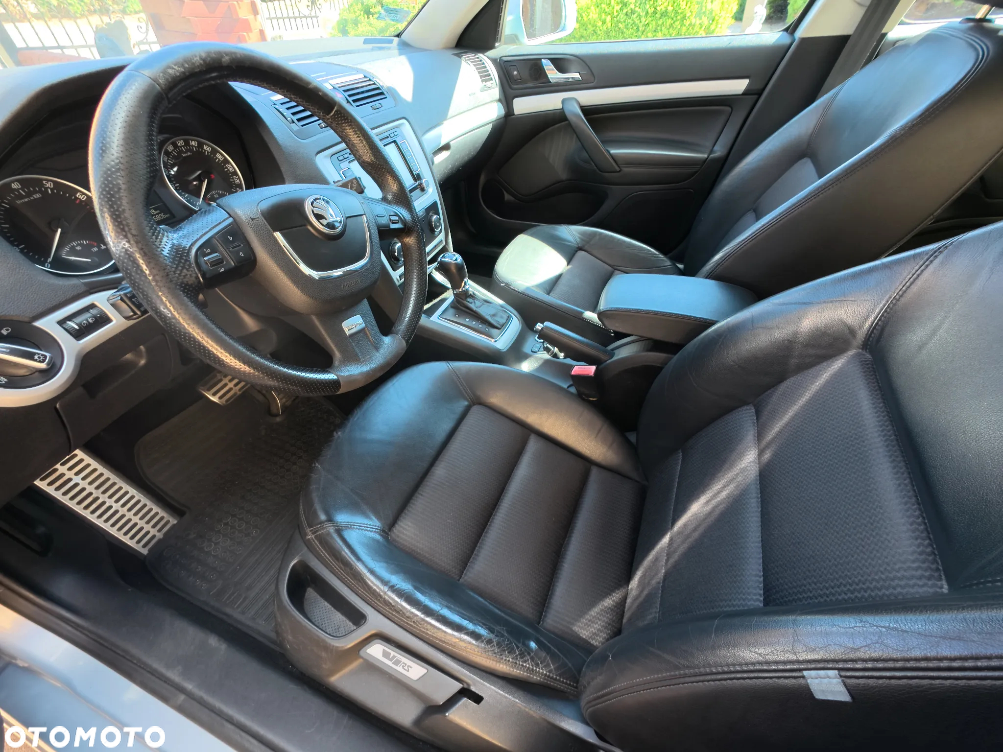 Skoda Octavia 1.8 TSI Ambiente DSG - 17