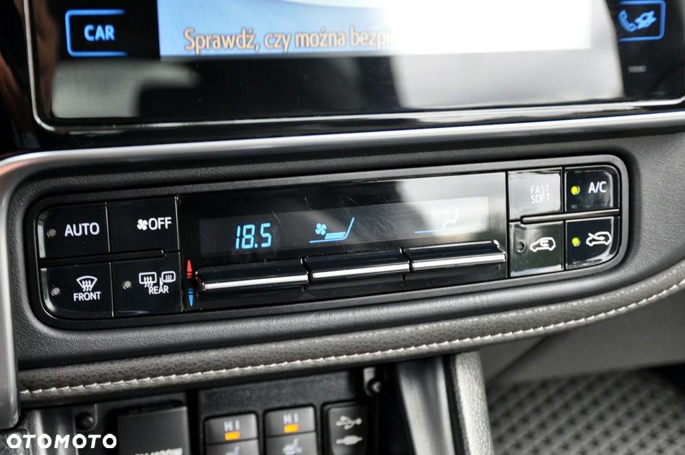 Toyota Auris - 33