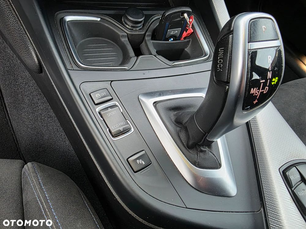 BMW Seria 1 120d Sport-Aut Sport Line - 18