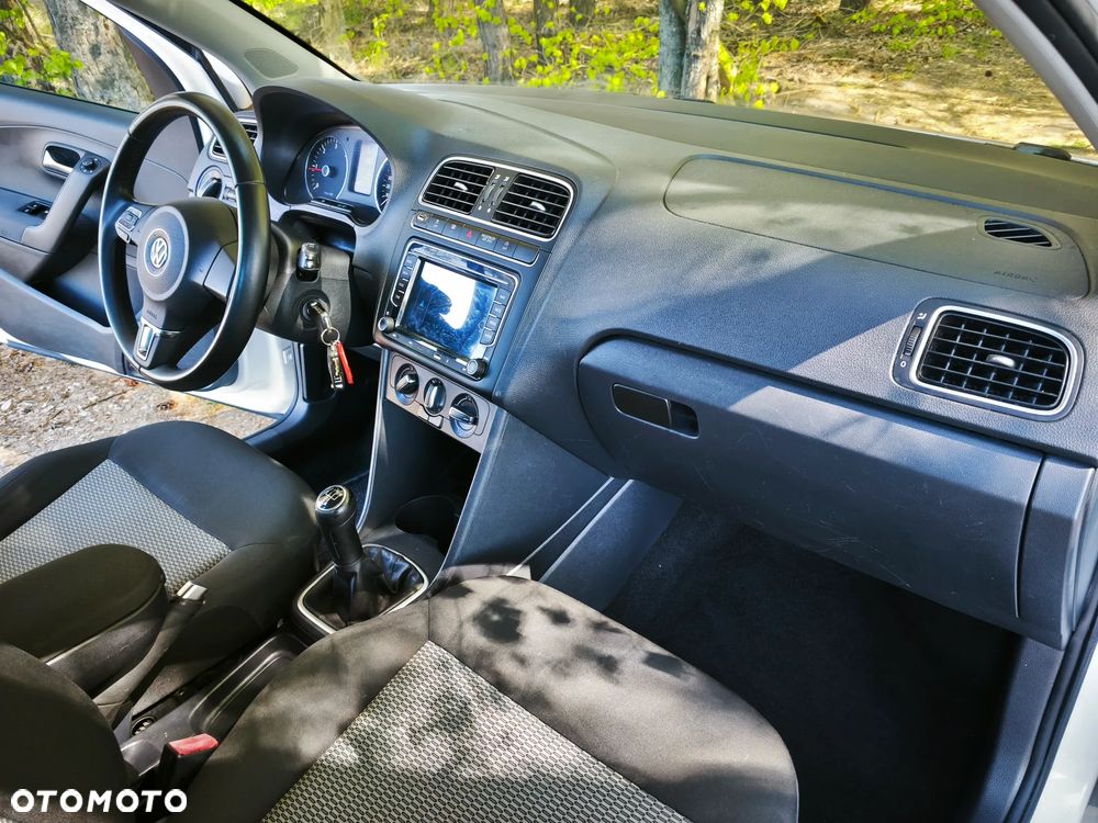 Volkswagen Polo - 22
