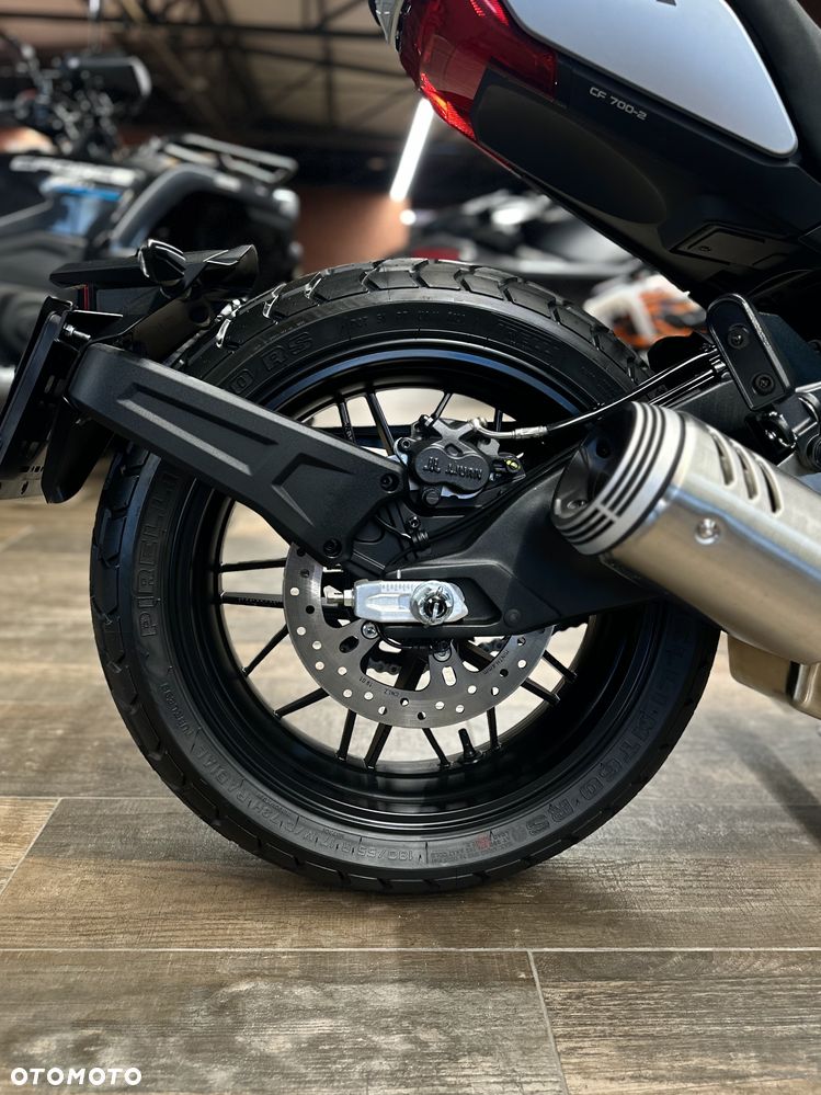 CFMoto 700CL-X Heritage - 24