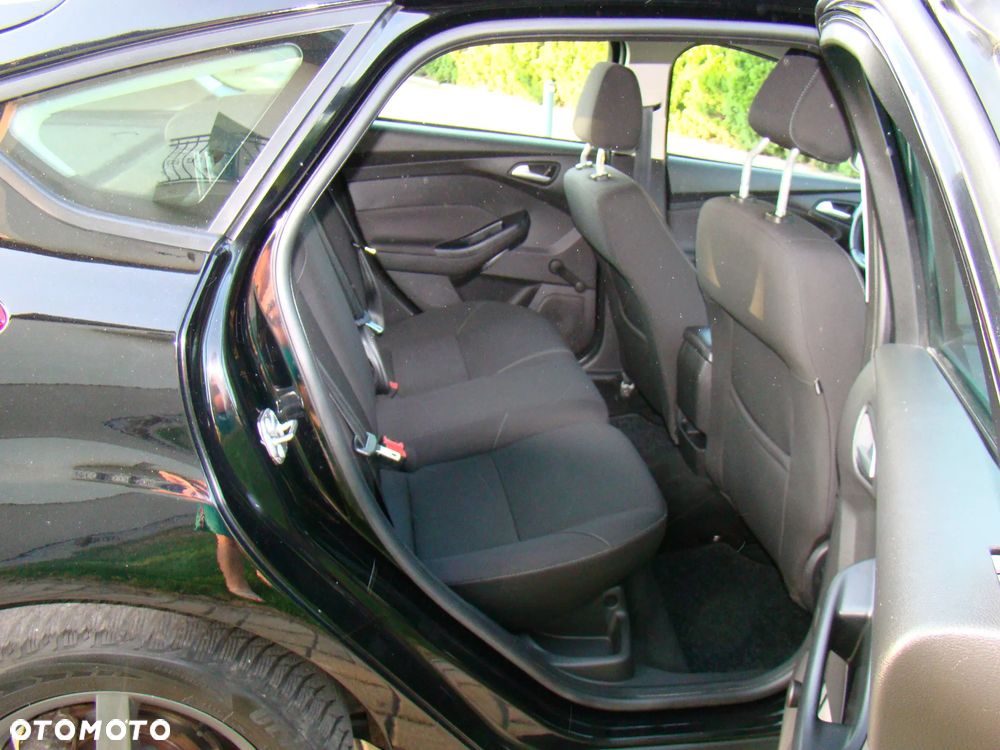 Ford Focus 1.0 EcoBoost Connected - 33