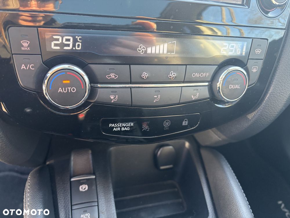 Nissan Qashqai - 15