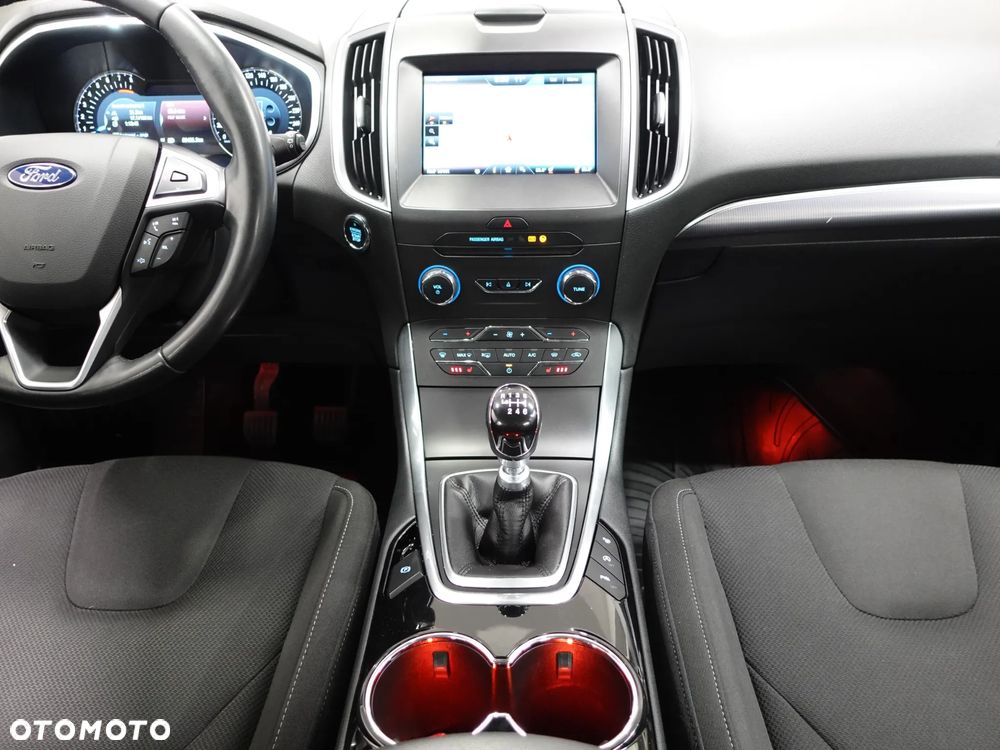 Ford S-Max 1.5 Eco Boost Start-Stopp Titanium - 33