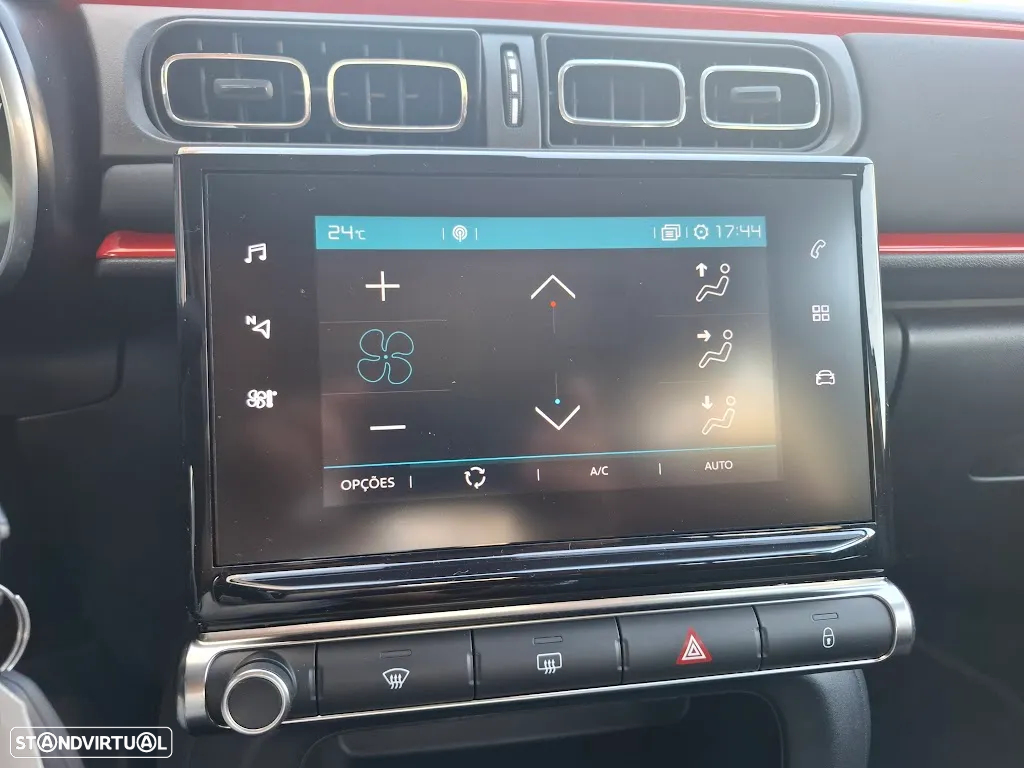Citroën C3 1.2 PureTech Shine EAT6 - 13