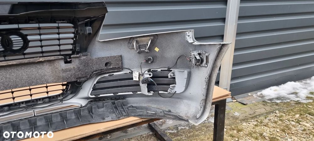 AUDI A3 8P0 LIFT 09-12 Zderzak przód oryginał MB036 - 9