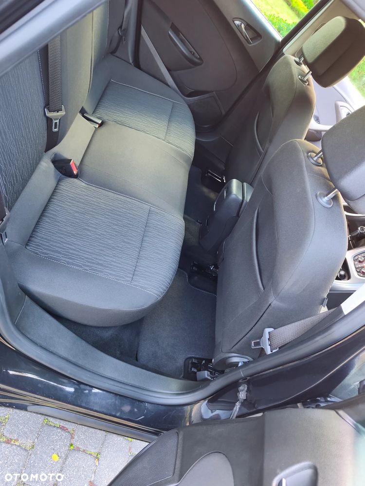 Opel Astra - 25