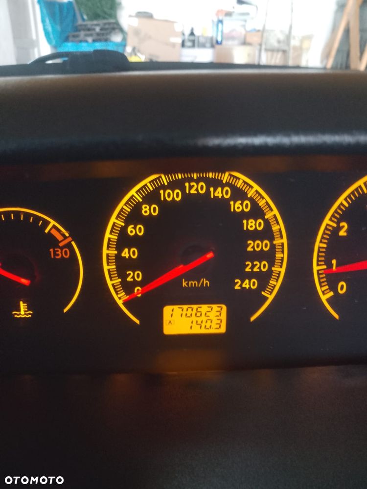 Nissan Primera - 10