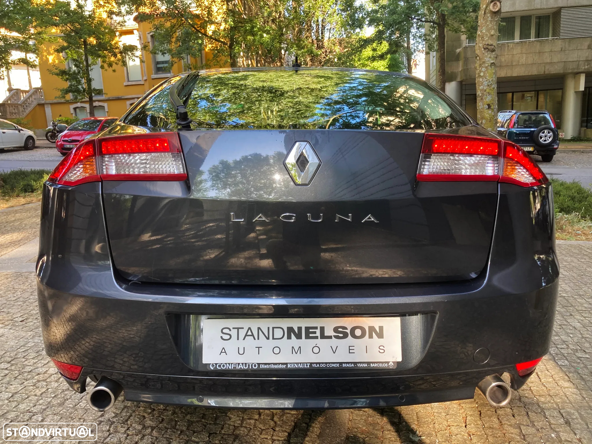 Renault Laguna 2.0 dCi Dynamique S 118g - 4