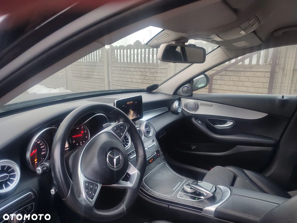 Mercedes-Benz Klasa C 220 d 9G-TRONIC AMG Line - 25
