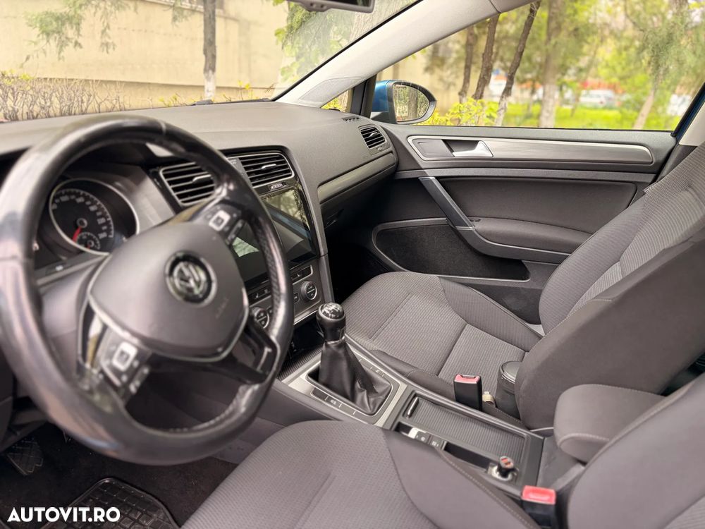 Volkswagen Golf 1.6 TDI DPF BMT Highline - 13