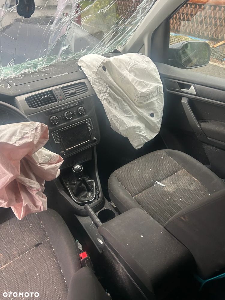 Volkswagen Caddy 2.0 TDI (5-Si.) Family - 6