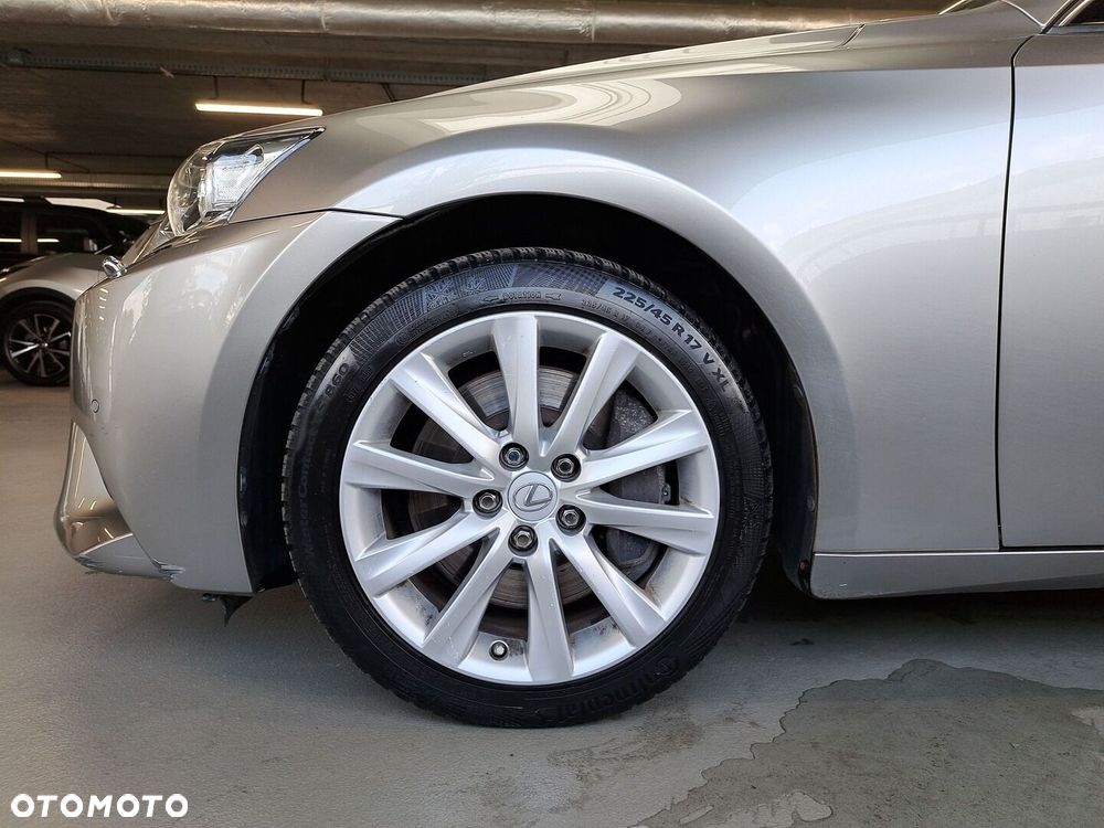 Lexus IS 200t Elite - 30