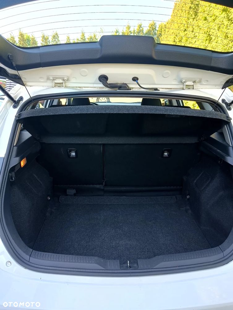 Toyota Auris 1.6 Premium - 10