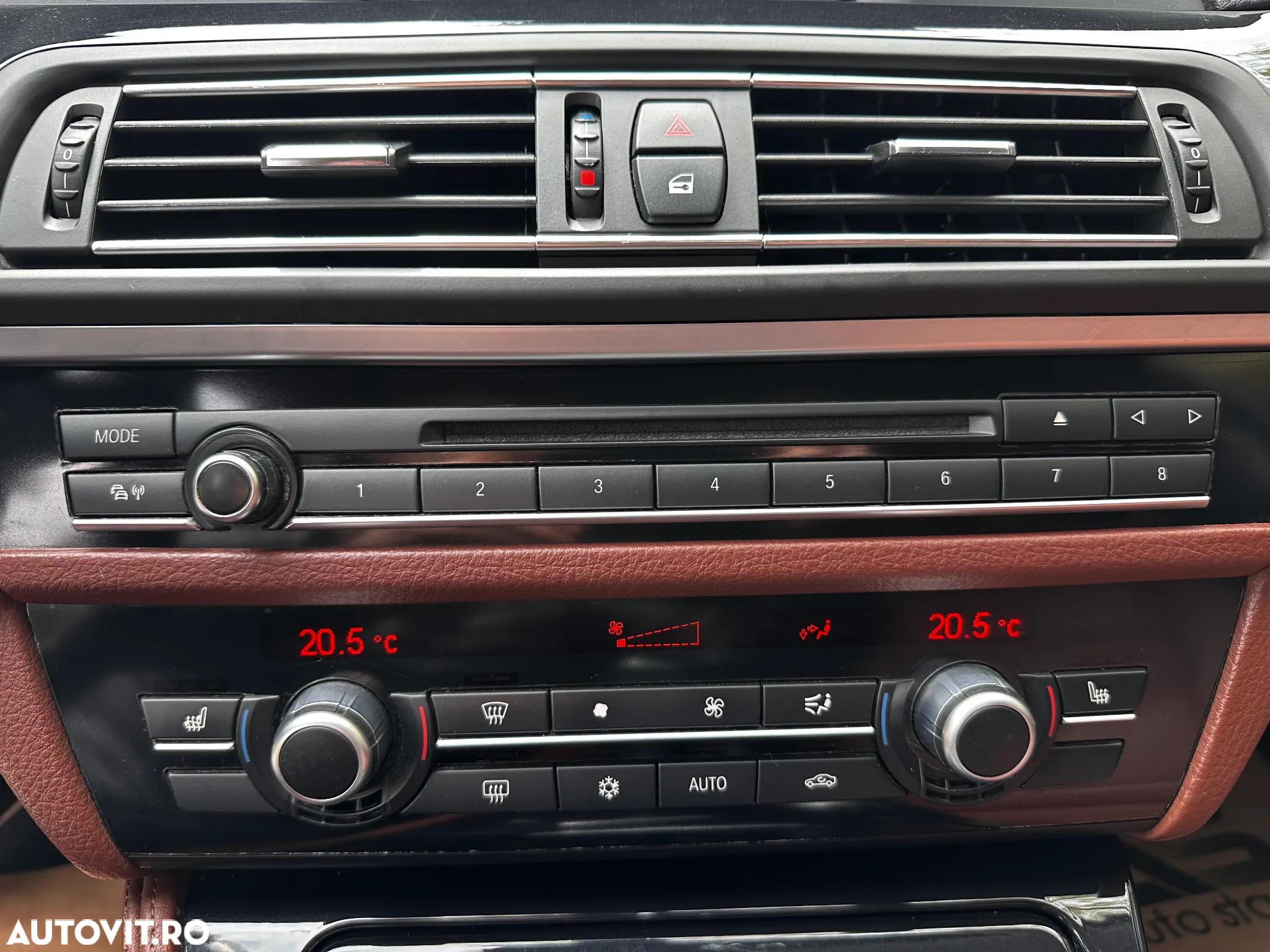 BMW Seria 5 525d Aut. - 27