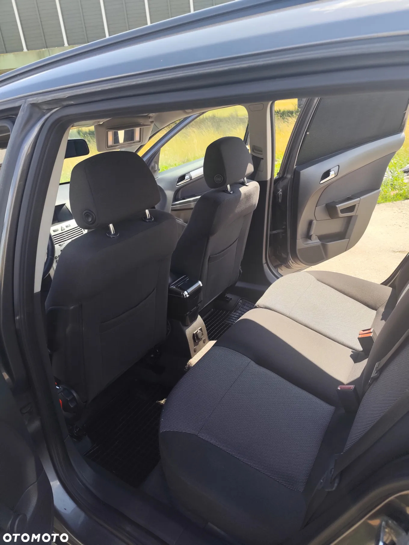 Opel Astra 1.6 Caravan - 8