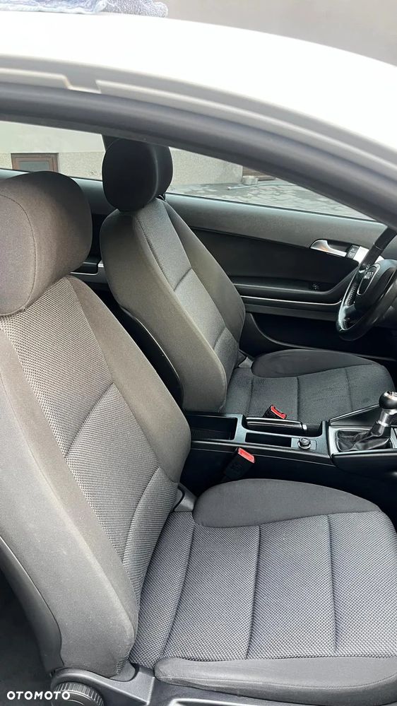 Audi A3 2.0 TDI DPF Ambiente - 10