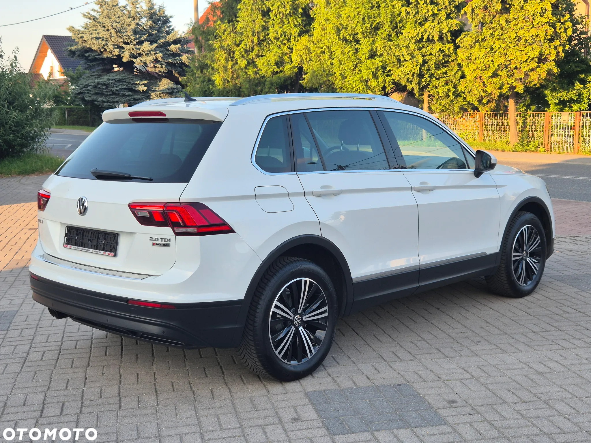 Volkswagen Tiguan 2.0 TDI SCR 4MOTION (BlueMotion Techn.) DSG Highline - 8
